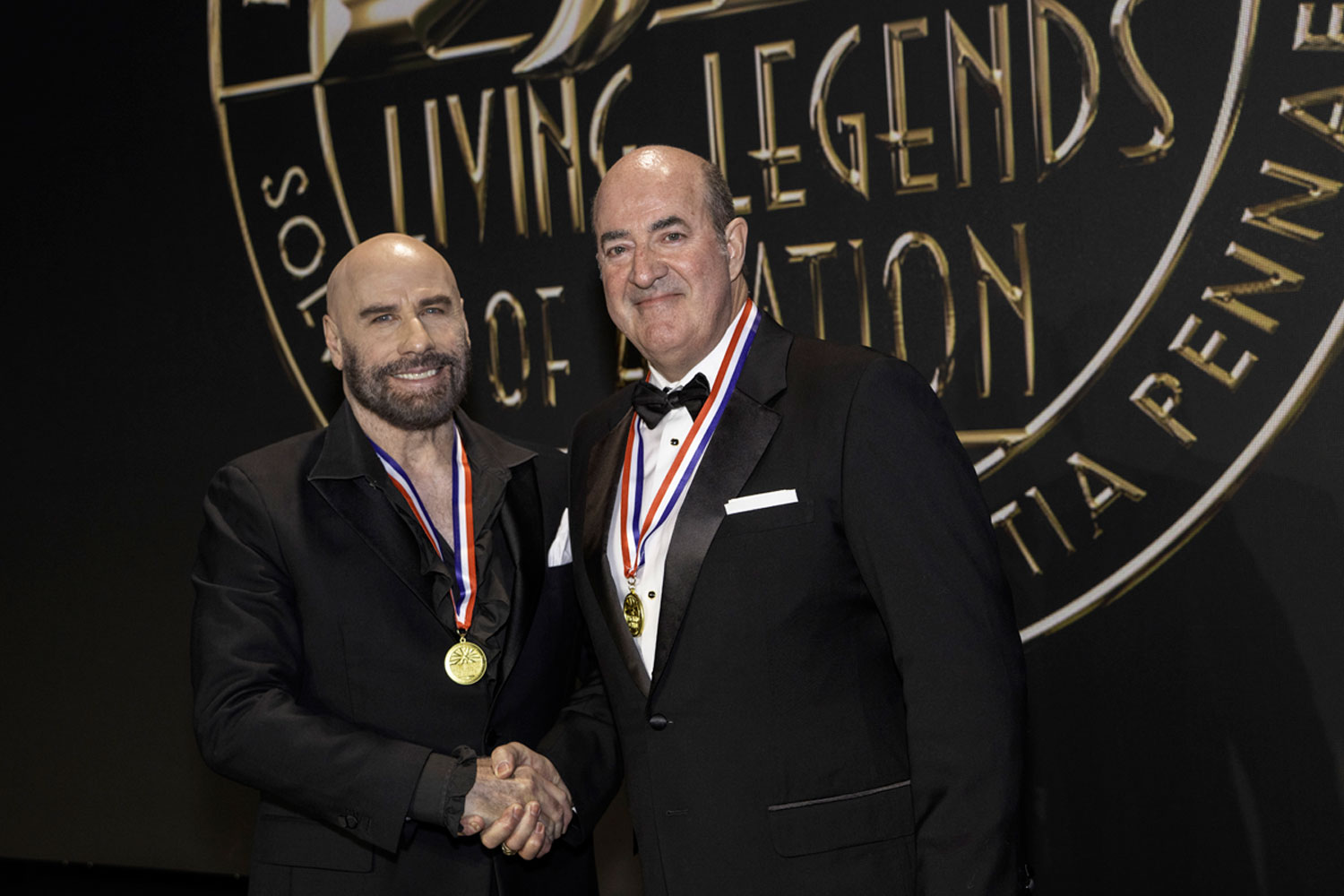 Mark-Burns-fue-incluido-en-la-lista-de-Leyendas-Vivas-de-la-Aviacion.